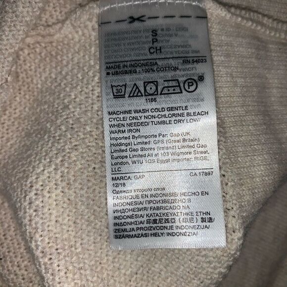 Gap Women’s Scoop Neck Long Sleeve Sweater - Picture 6 of 6